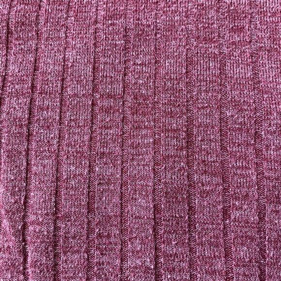 Crop top - Picture 3 of 3